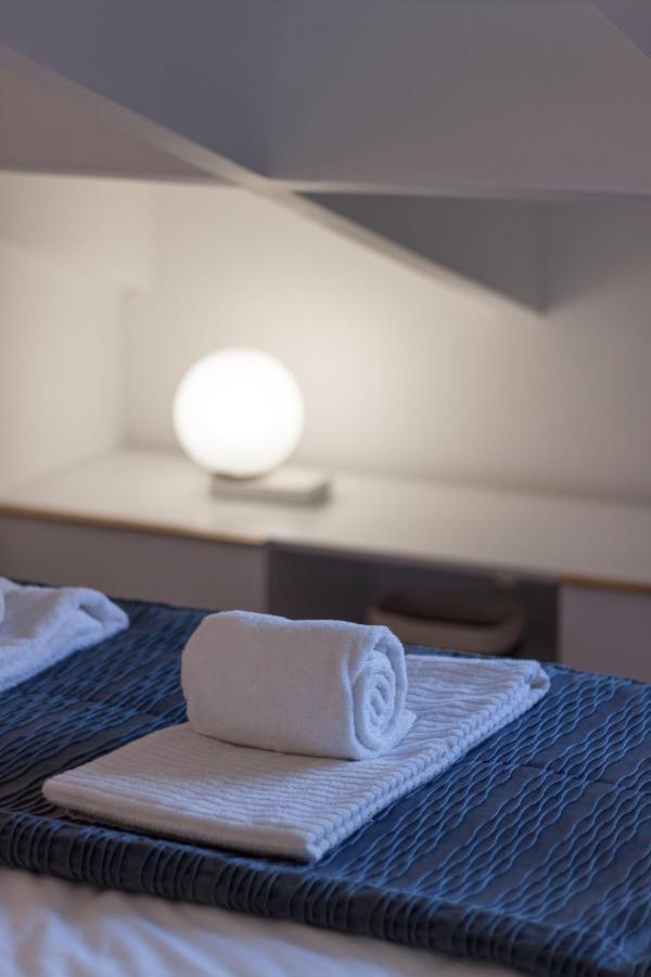 Beautiful Loft Downtown Porto Apartment ภายนอก รูปภาพ